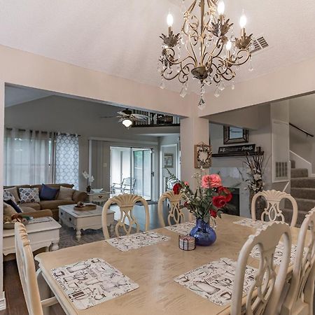 Cozy And Comfortable - Your Home Away From Home! Dallas Kültér fotó